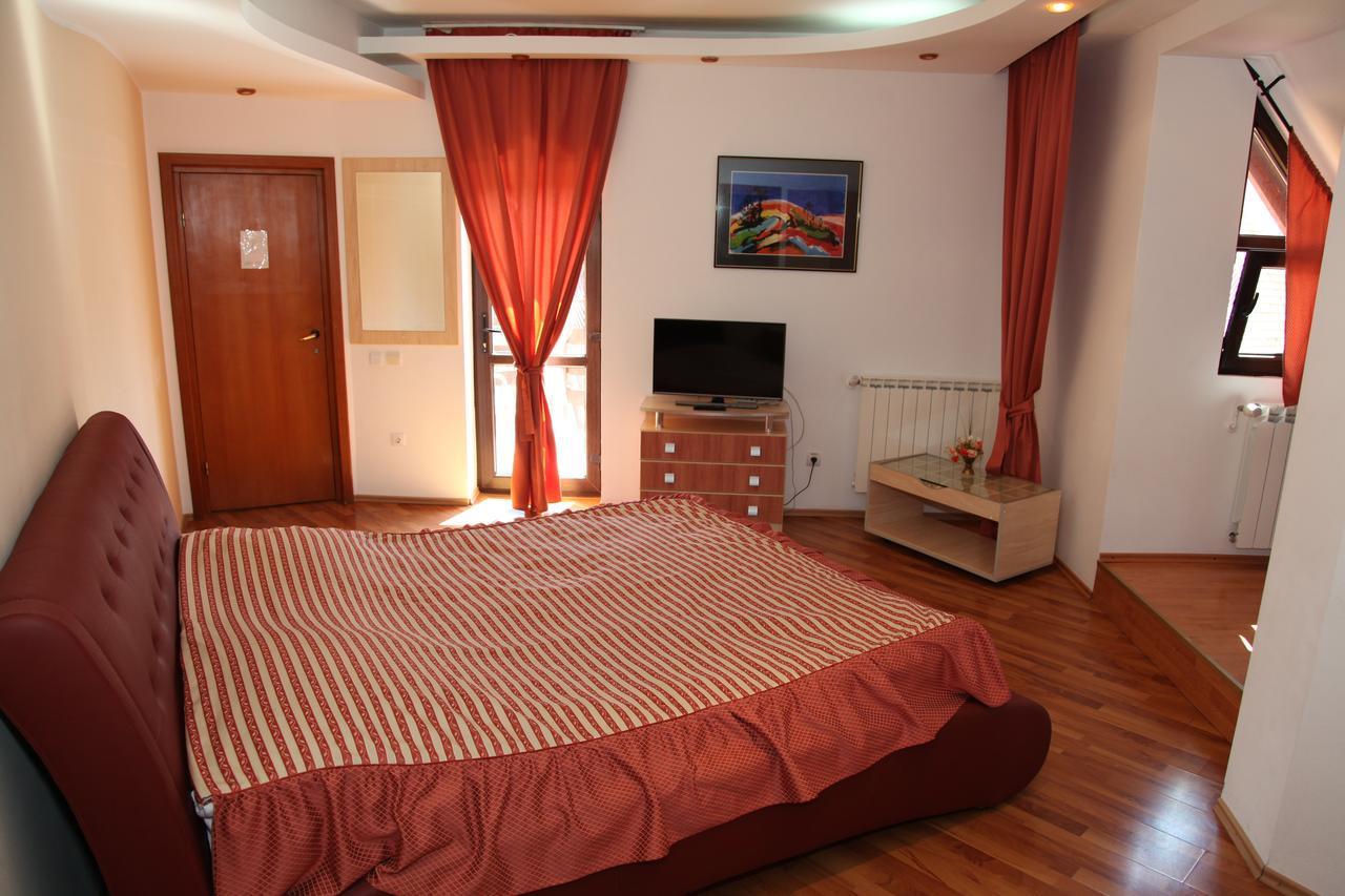 Pensiunea Mihaela Poiana Brasov Ngoại thất bức ảnh