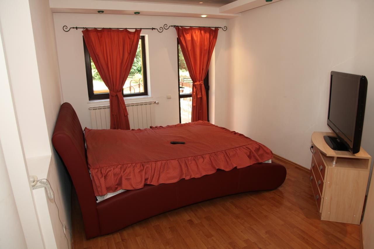Pensiunea Mihaela Poiana Brasov Ngoại thất bức ảnh