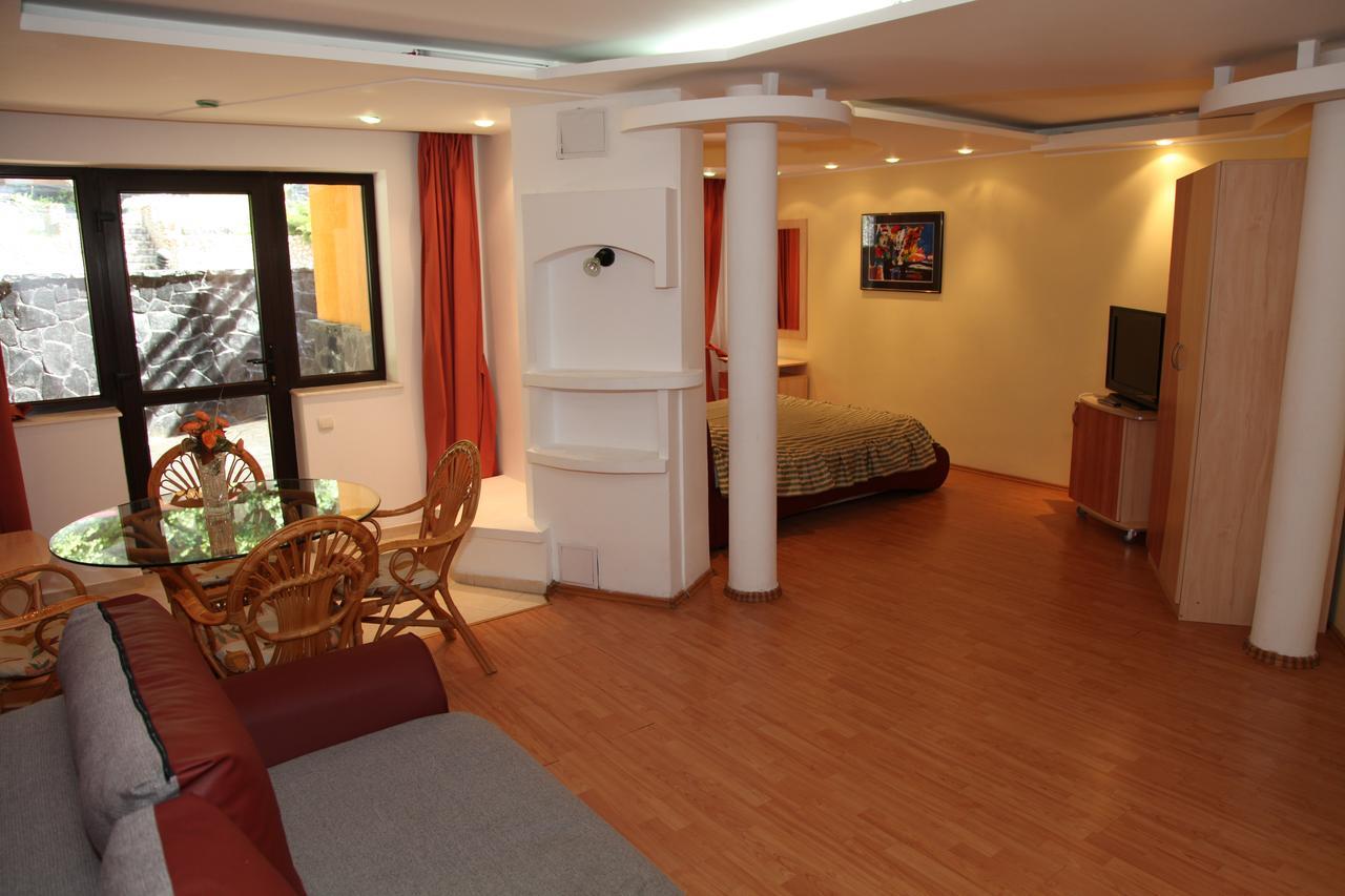 Pensiunea Mihaela Poiana Brasov Ngoại thất bức ảnh